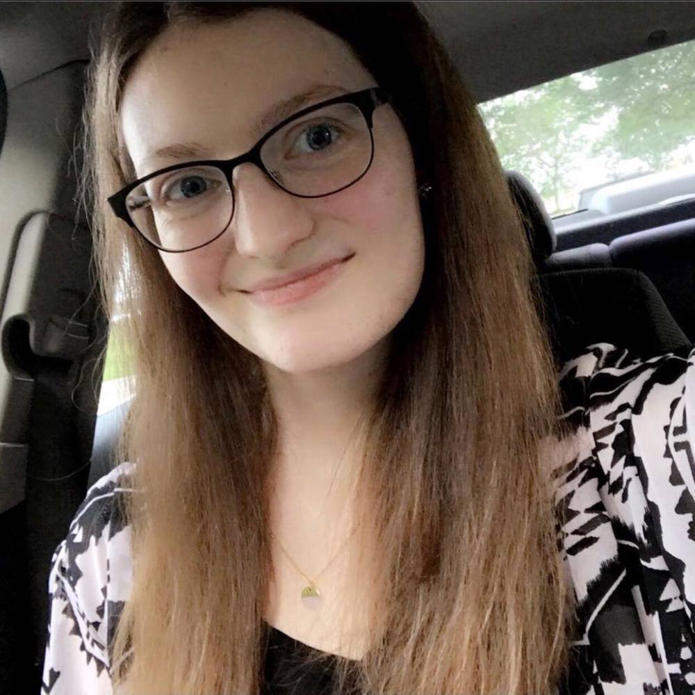 Meet your Posher, Tiffany